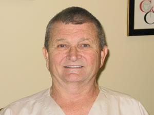 Dr. Lipkowski